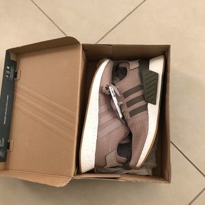 Nmd_R2 gray